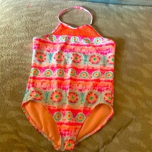 Colorful swimsuit size XL (14-16) wonder nation